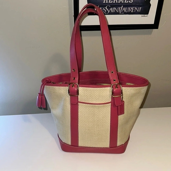 Coach Handbags - Vintage Coach Watermelon 🍉 Woven Leather Handbag GUC